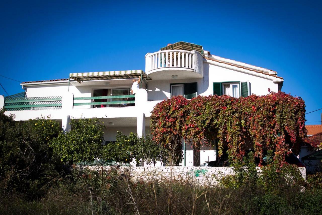 Apartman Nena Slatine Exterior foto