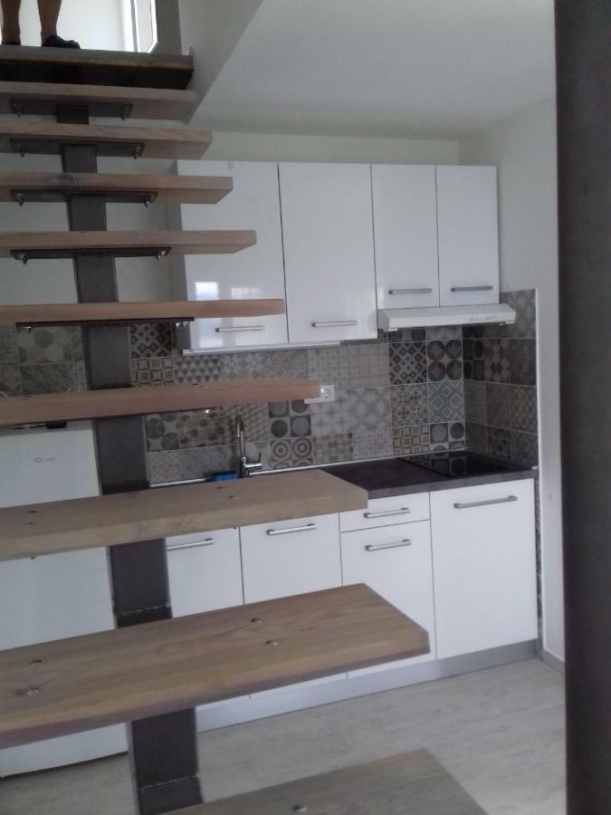 Apartman Nena Slatine Exterior foto
